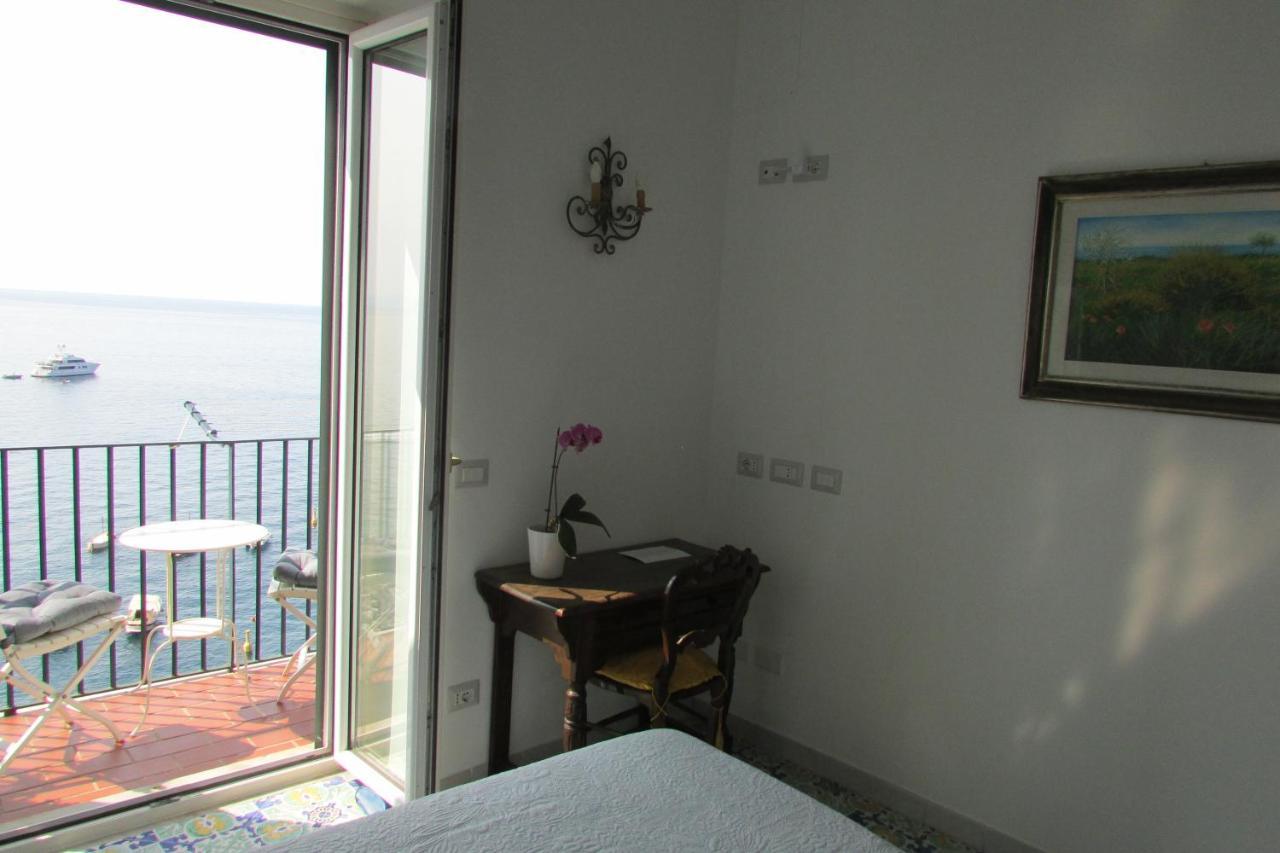 Domus Claudia Hotel Atrani Eksteriør billede