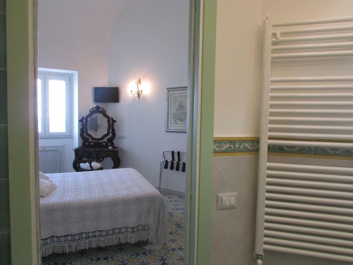 Domus Claudia Hotel Atrani Eksteriør billede